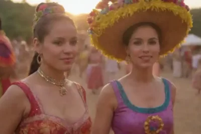 Celebración de folklore latinoamericano con bailes
