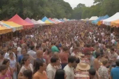 Feria del libro al aire libre en América Latina